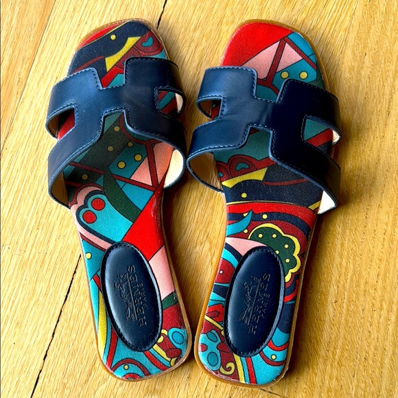 Shoes - Colorful H Cut Paisley Slip-On Sandals Women’s size 37/6.5